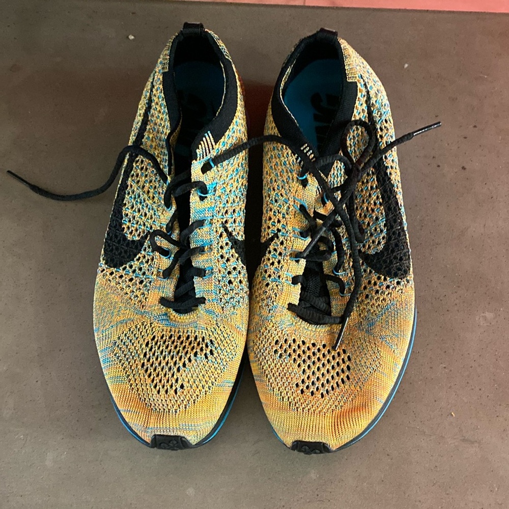 Nike flyknit racer